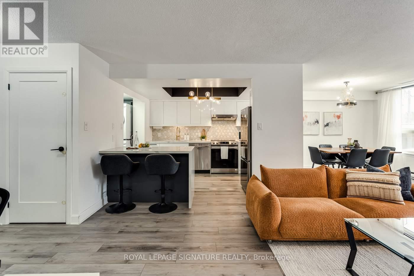 108 - 271 Ridley Boulevard, Toronto, Ontario  M5M 4N6 - Photo 3 - C13424234