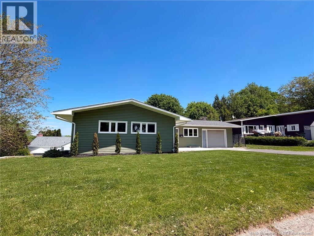 346 Gilmour Street, Oromocto, New Brunswick  E3V 1E6 - Photo 3 - NB141488