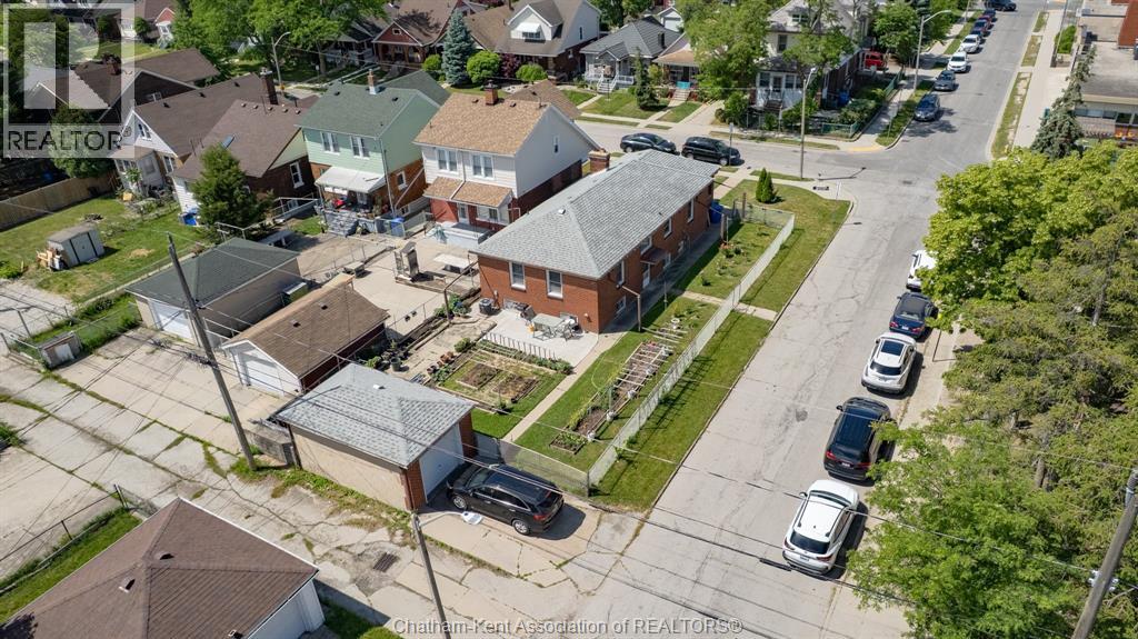 1402 Elsmere Avenue, Windsor, Ontario  N8X 4G9 - Photo 7 - 26013595