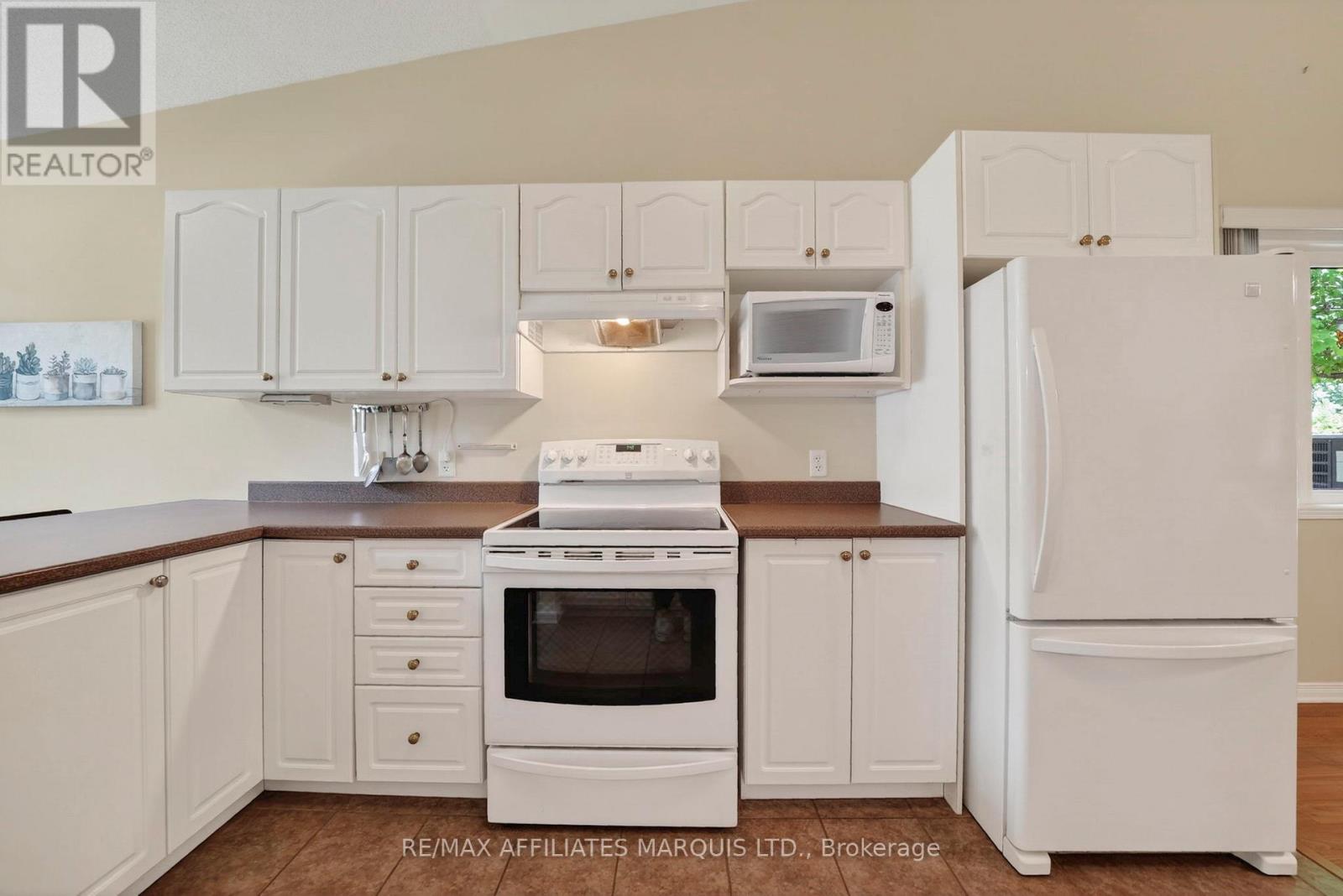 1 - 136 Fourth Street E, Cornwall, Ontario  K6H 2H9 - Photo 8 - X13424198