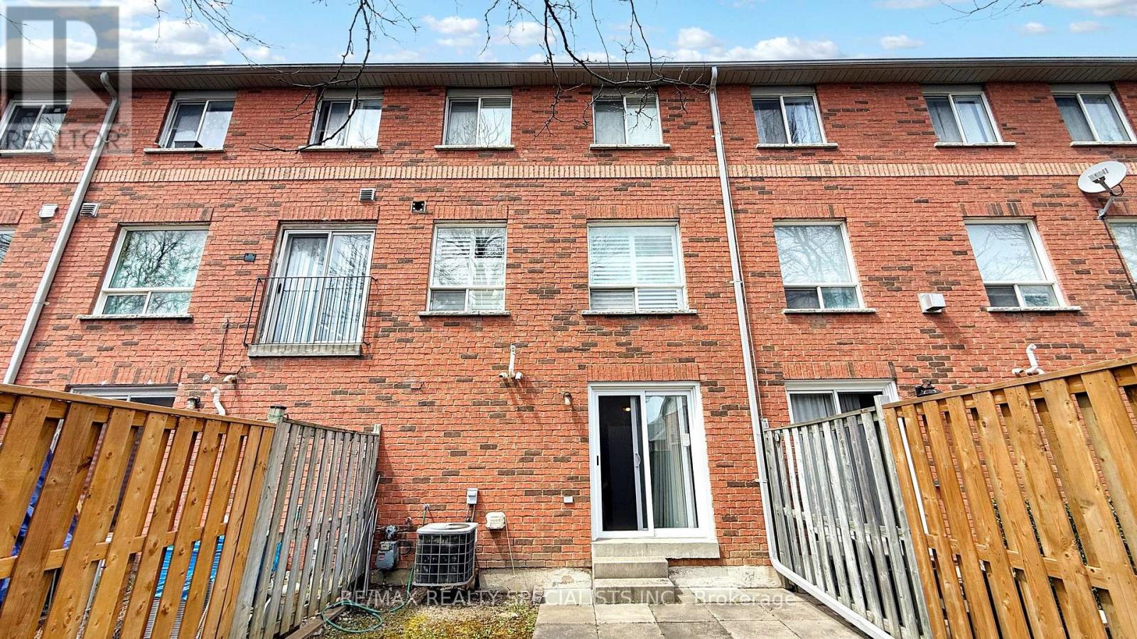 19 - 2 Clay Brick Court, Brampton, Ontario  L6V 4M7 - Photo 32 - W13424192