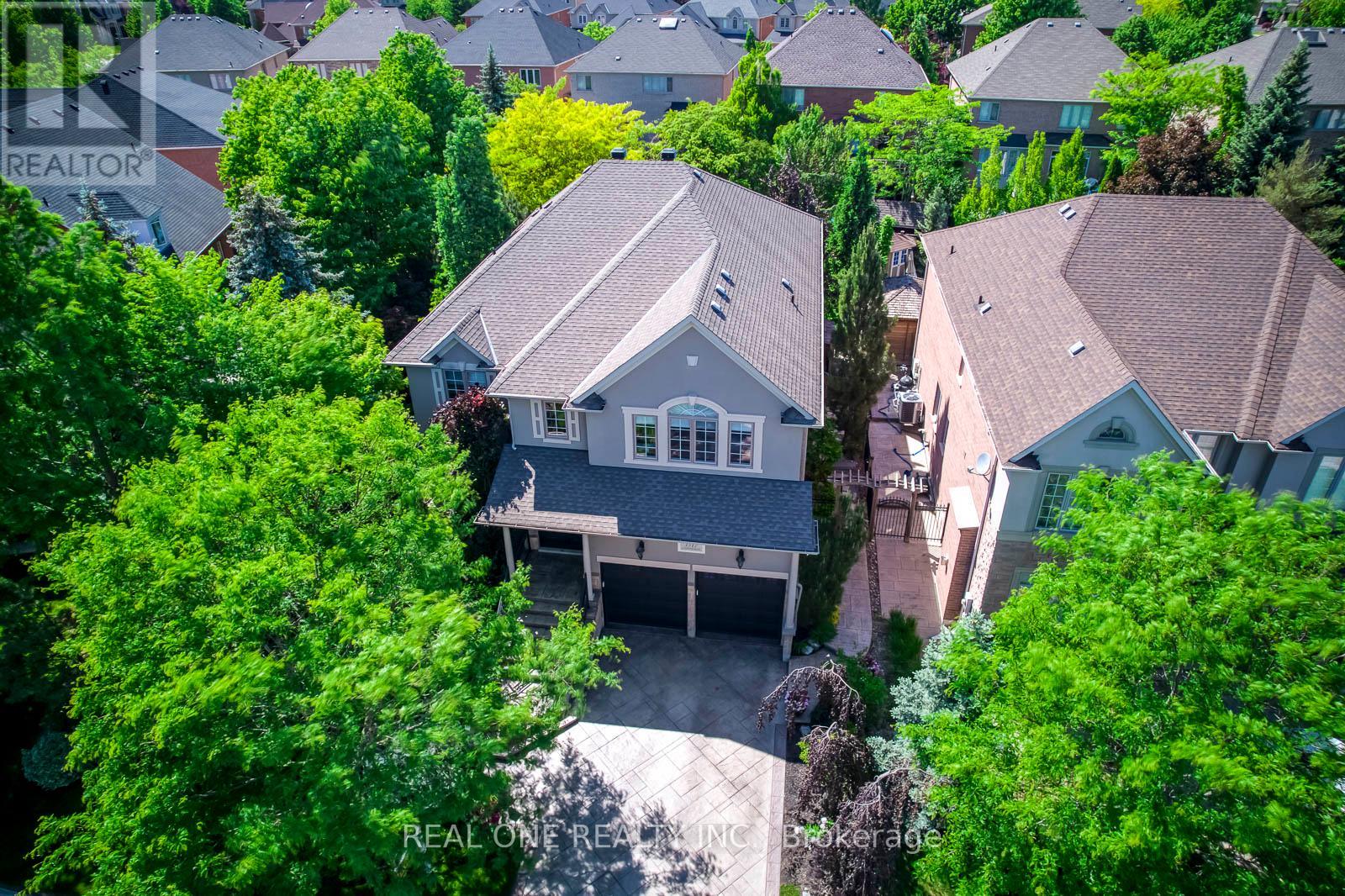 1517 CRAIGLEITH ROAD, Oakville, Ontario