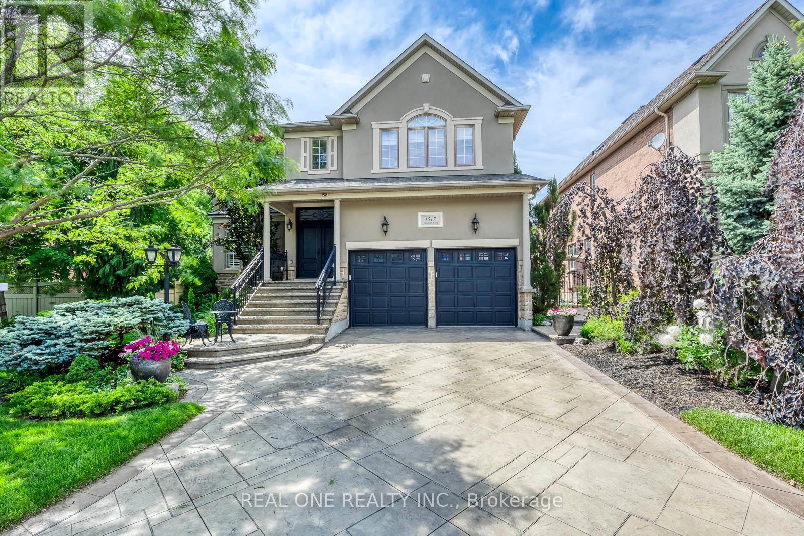 1517 Craigleith Road, Oakville, Ontario L6H 7W3 - Photo 2 - W13424220