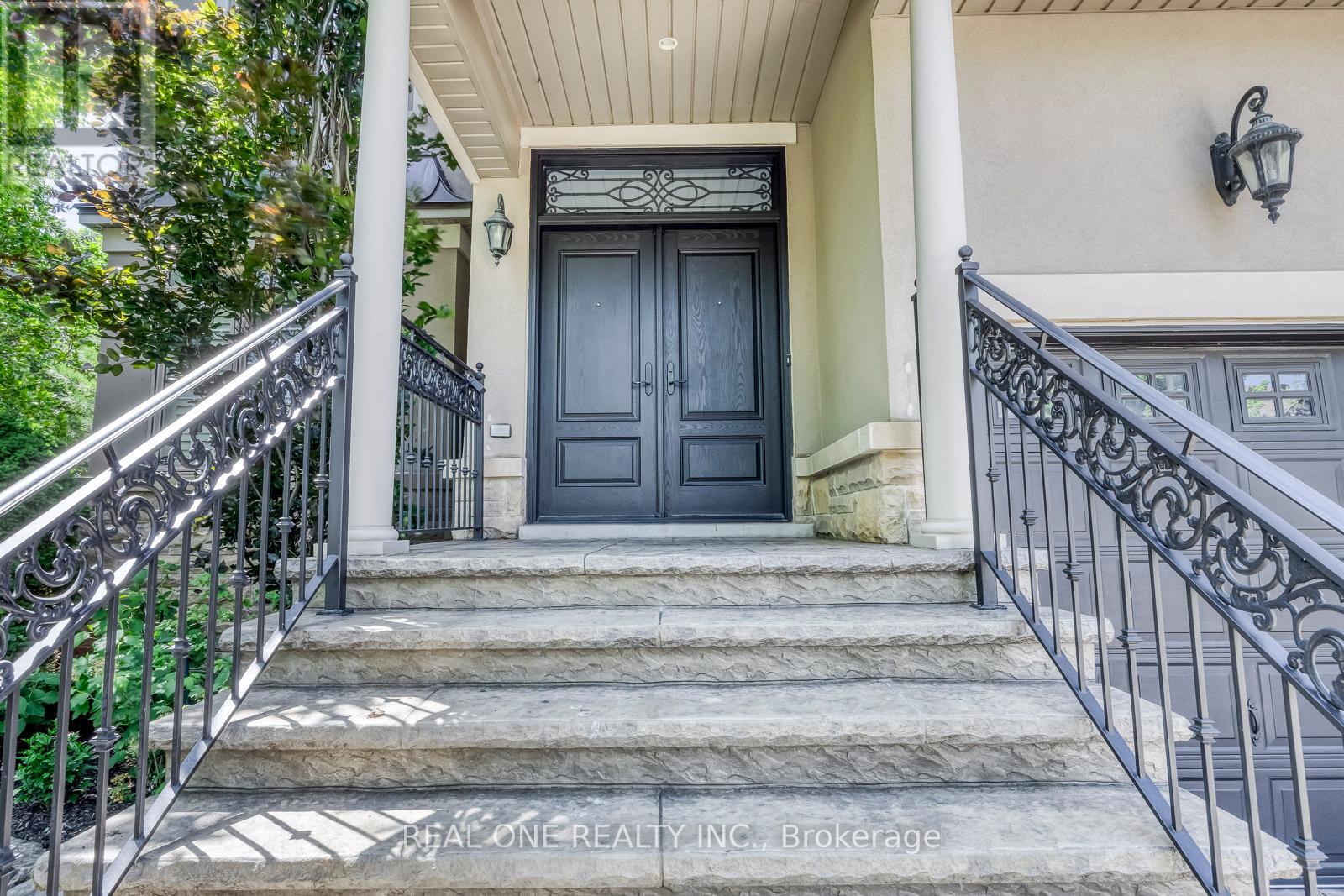 1517 Craigleith Road, Oakville, Ontario L6H 7W3 - Photo 4 - W13424220