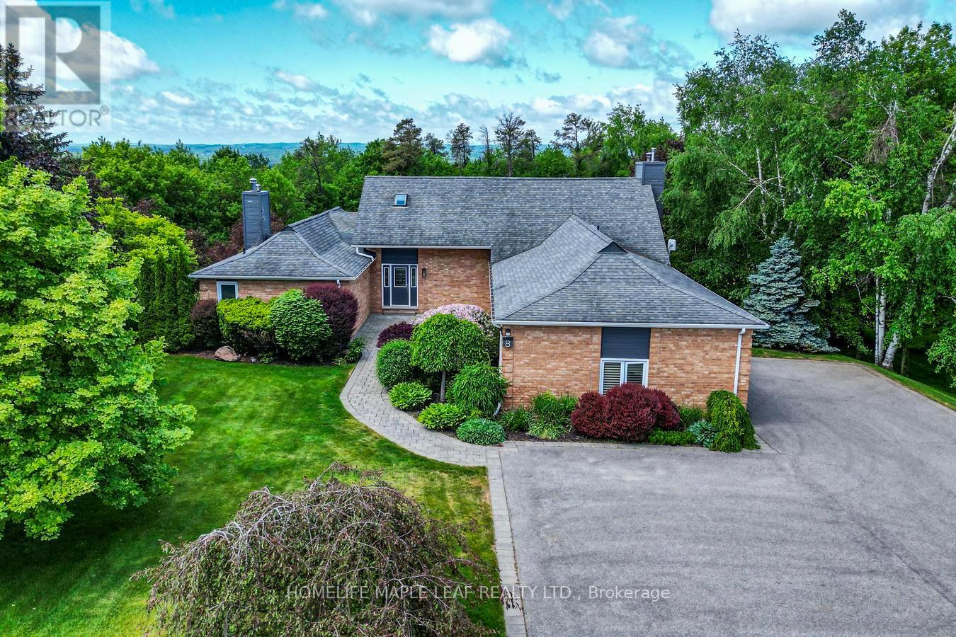 8 Coates Hill Court, Caledon, Ontario  L7E 0N4 - Photo 3 - W13420422