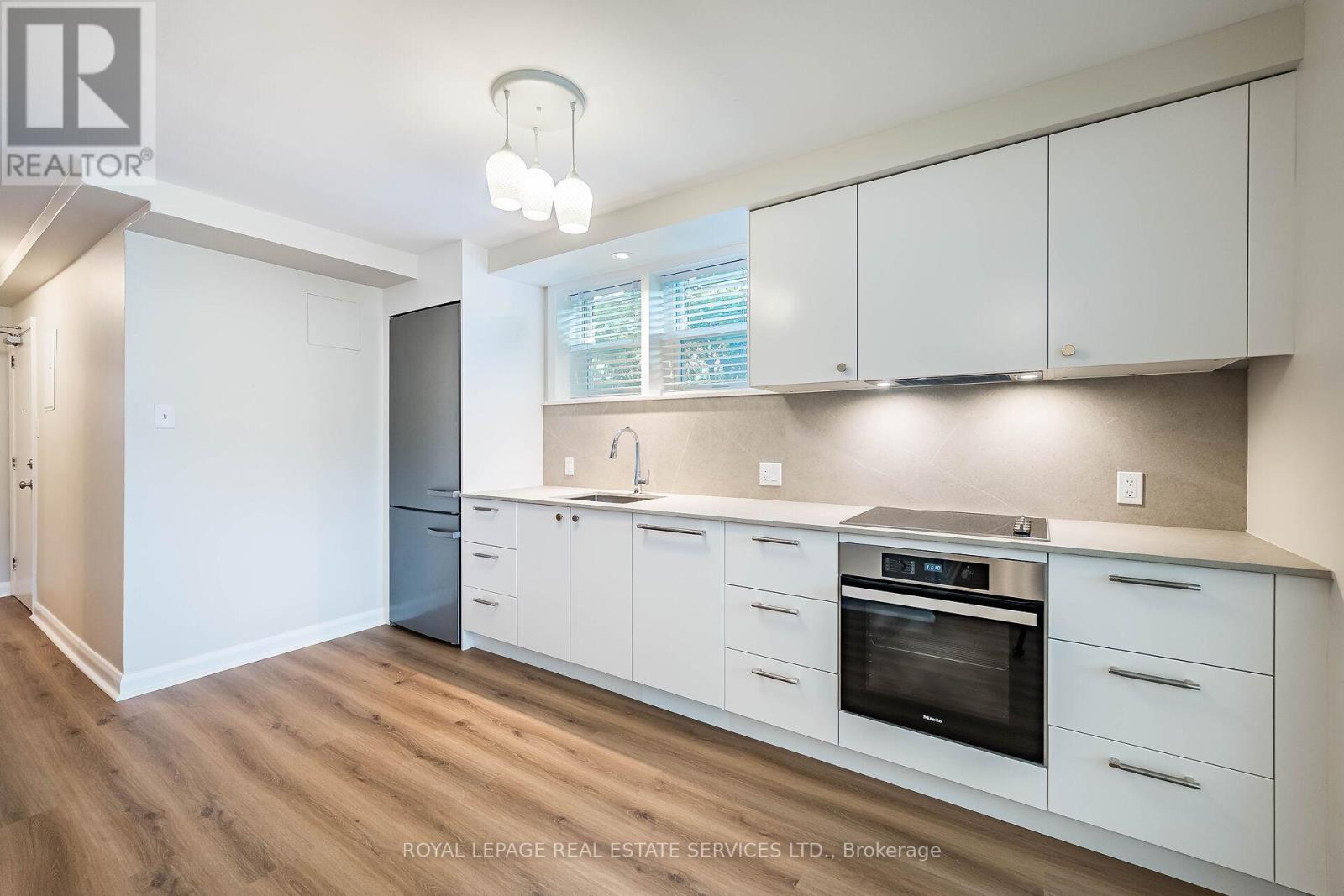 # 1 - 40 Emerald Crescent, Toronto, Ontario  M8V 2B6 - Photo 12 - W13417334