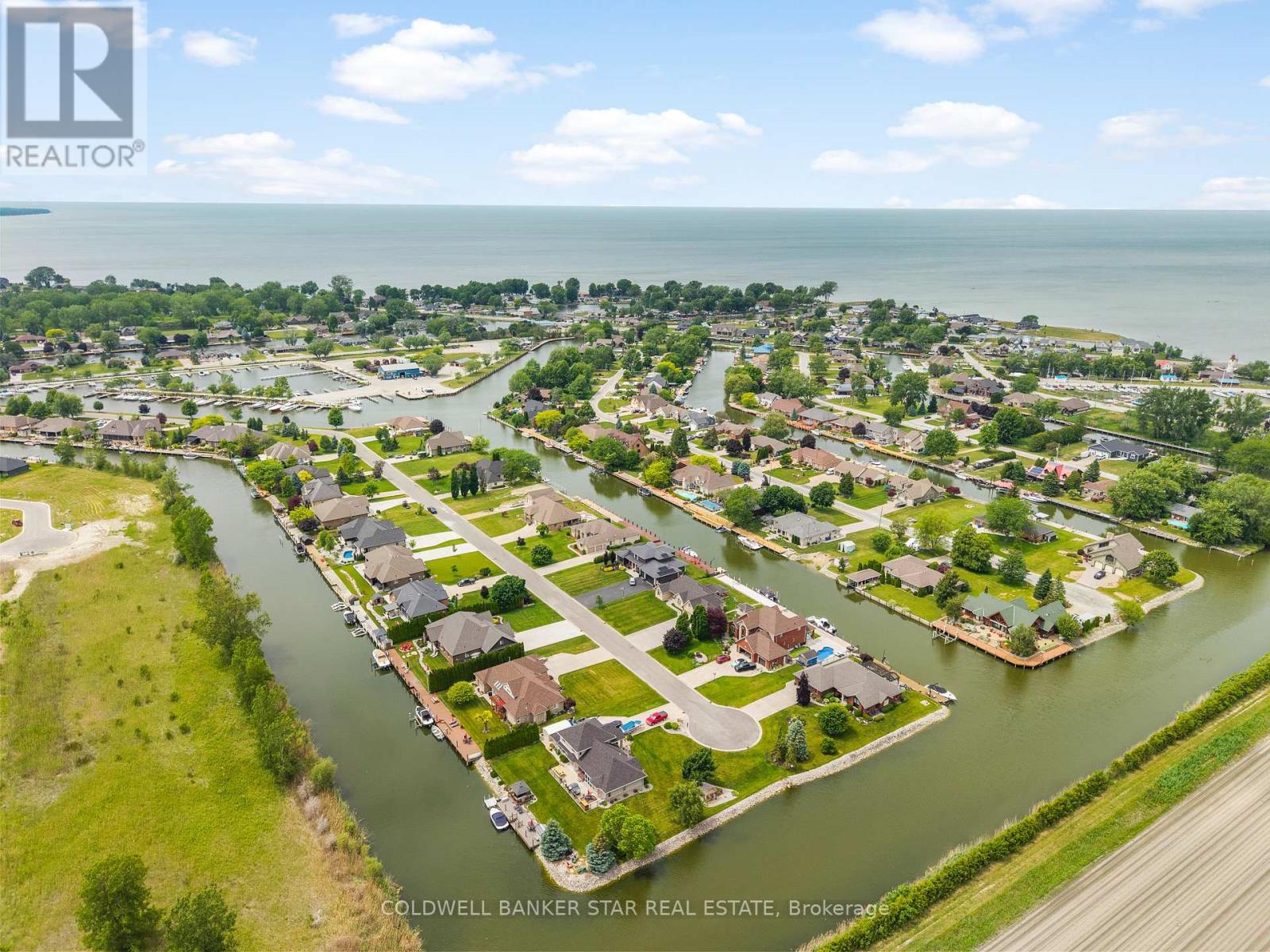 19120 Crest River Avenue, Lakeshore, Ontario  N0P 2L0 - Photo 4 - X12379504