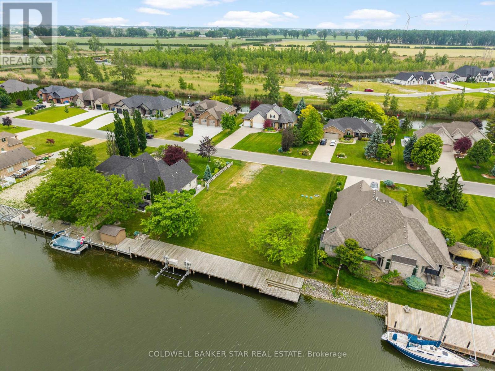 19120 Crest River Avenue, Lakeshore, Ontario  N0P 2L0 - Photo 9 - X12379504