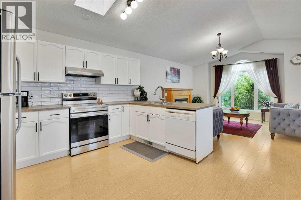 921 Arbour Lake Road Nw, Calgary, Alberta  T3G 4S9 - Photo 21 - A2316489