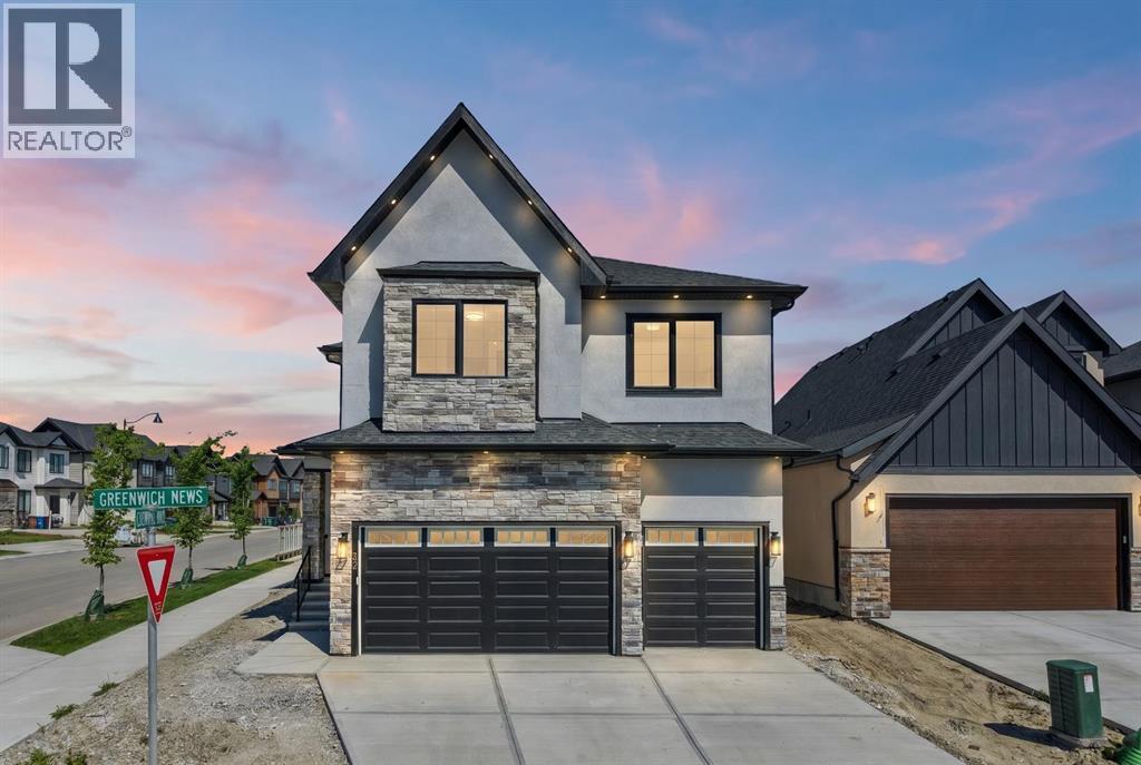 32 Greenwich Mews NW, Calgary, Alberta