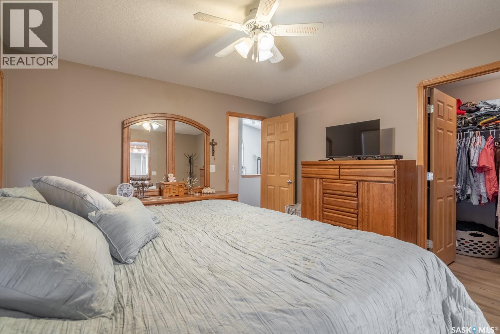 3807 Britannia Place E, Regina, Saskatchewan  S4V 2Z6 - Photo 16 - SK038611