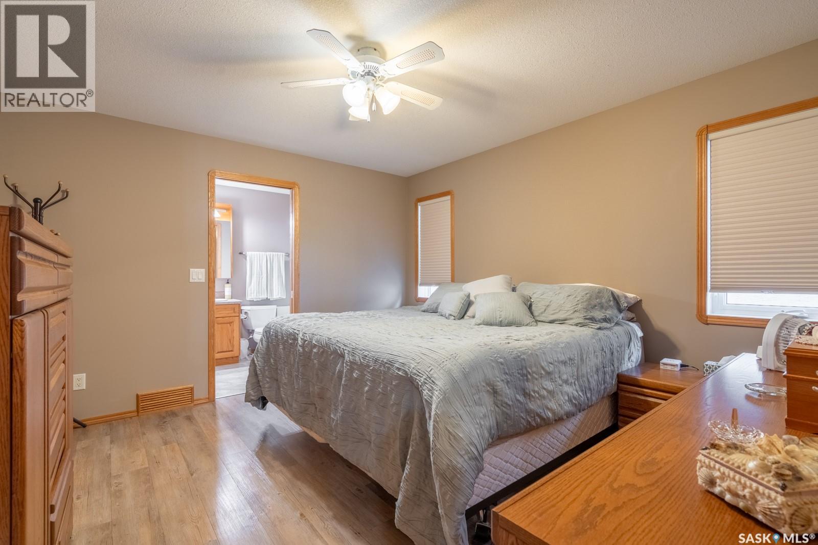 3807 Britannia Place E, Regina, Saskatchewan  S4V 2Z6 - Photo 17 - SK038611