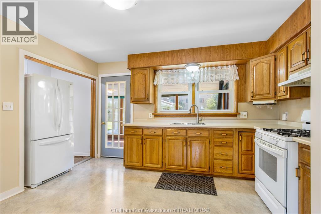 24 Galbraith Street, Chatham, Ontario  N7L 3X7 - Photo 11 - 26013566