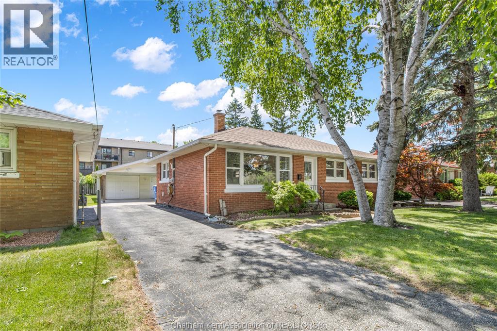 24 Galbraith Street, Chatham, Ontario  N7L 3X7 - Photo 3 - 26013566