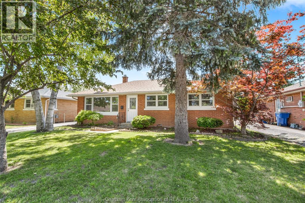 24 Galbraith Street, Chatham, Ontario  N7L 3X7 - Photo 5 - 26013566