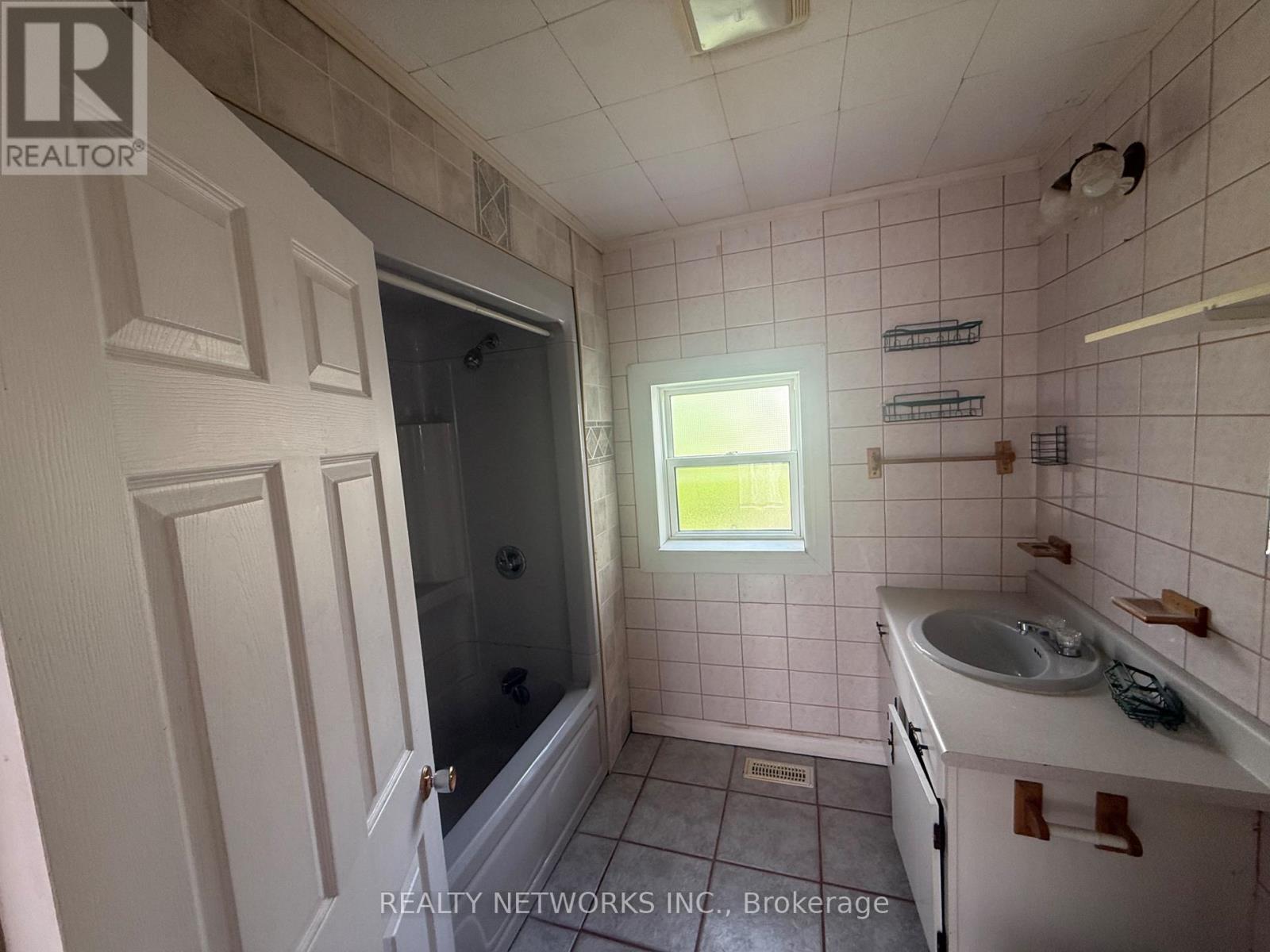 75 Maple Street N, Timmins, Ontario  P4N 6B5 - Photo 5 - T13424396