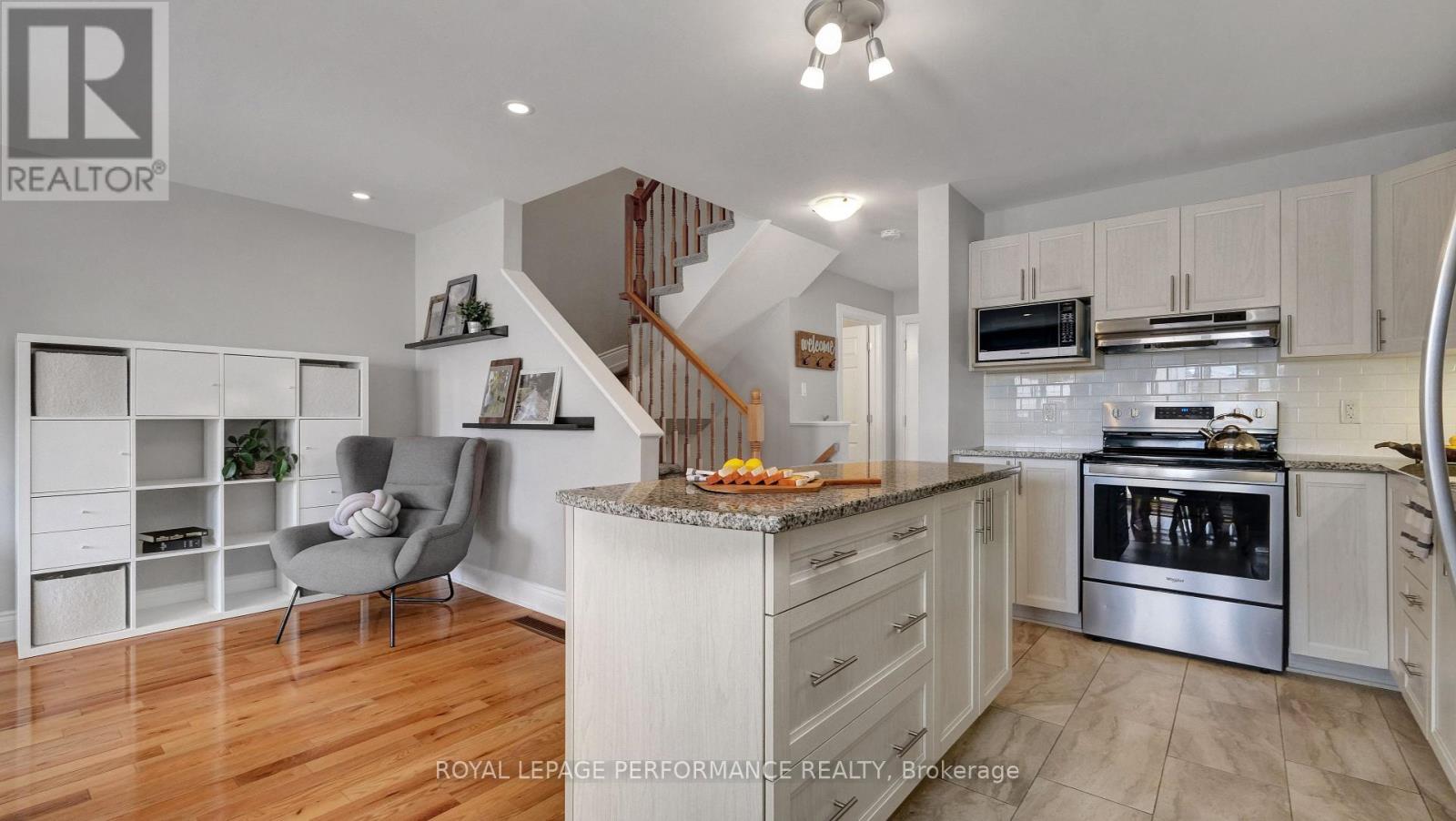 313 Twilight Avenue, Russell, Ontario  K4R 0E3 - Photo 21 - X13424416