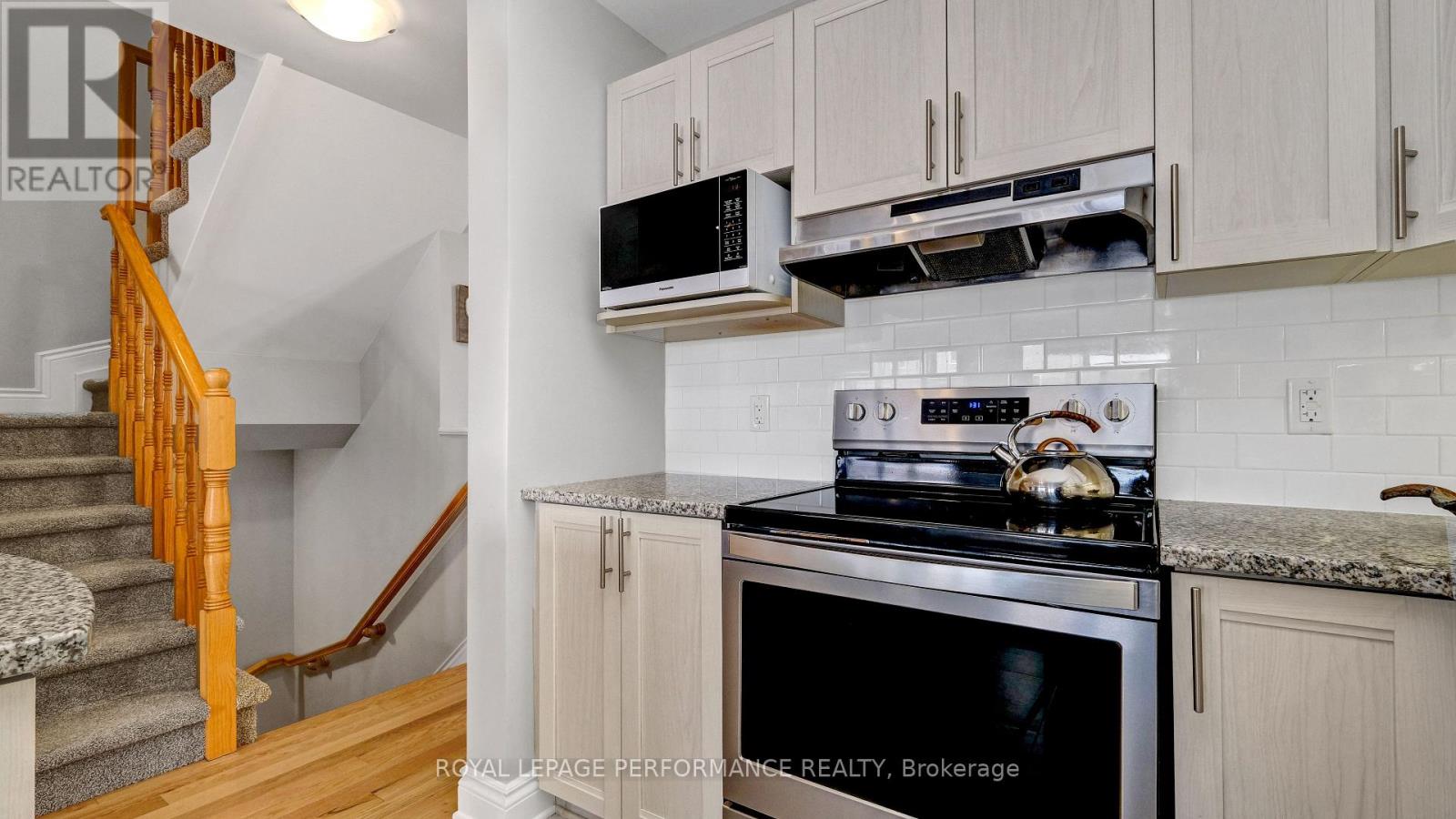 313 Twilight Avenue, Russell, Ontario  K4R 0E3 - Photo 25 - X13424416