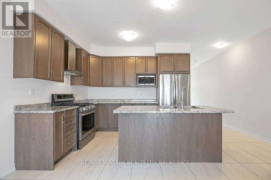 10 Explorer Way, Thorold, Ontario  L2V 0K1 - Photo 8 - X13424352