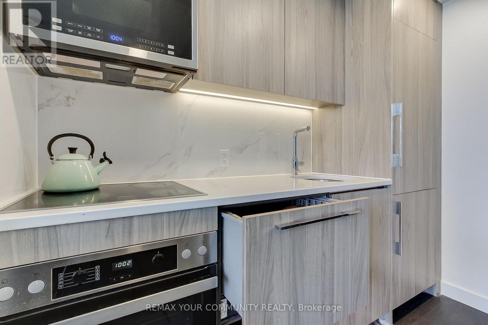 2809 - 38 Widmer Street, Toronto, Ontario  M5V 0P7 - Photo 13 - C13424308