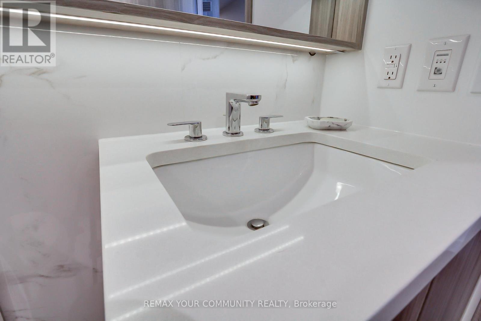 2809 - 38 Widmer Street, Toronto, Ontario  M5V 0P7 - Photo 25 - C13424308