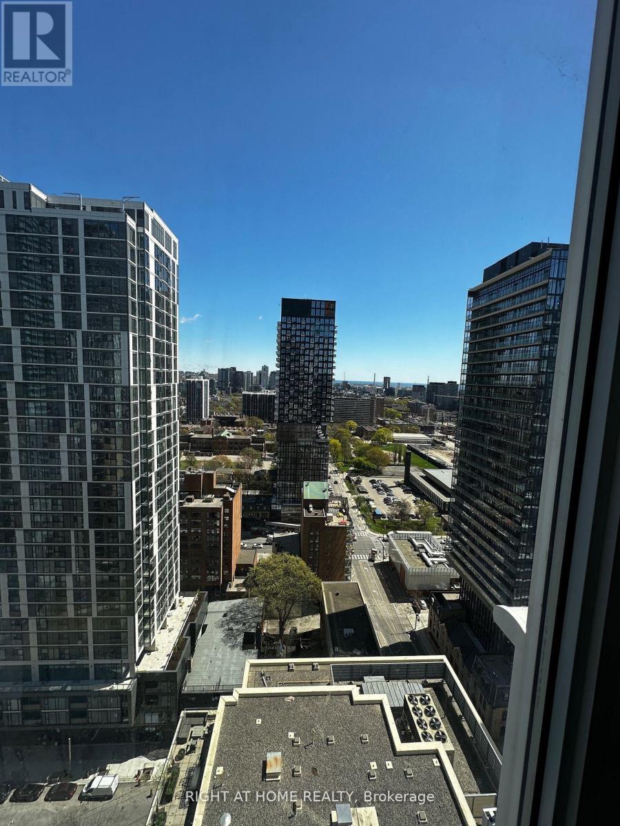 2711 - 68 Shuter St, Toronto, Ontario  M5B 0B4 - Photo 14 - C13424332