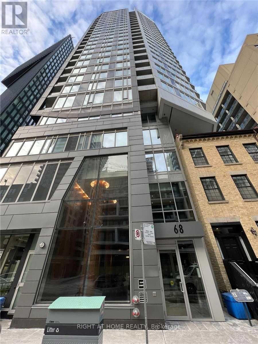 2711 - 68 Shuter St, Toronto, Ontario  M5B 0B4 - Photo 2 - C13424332