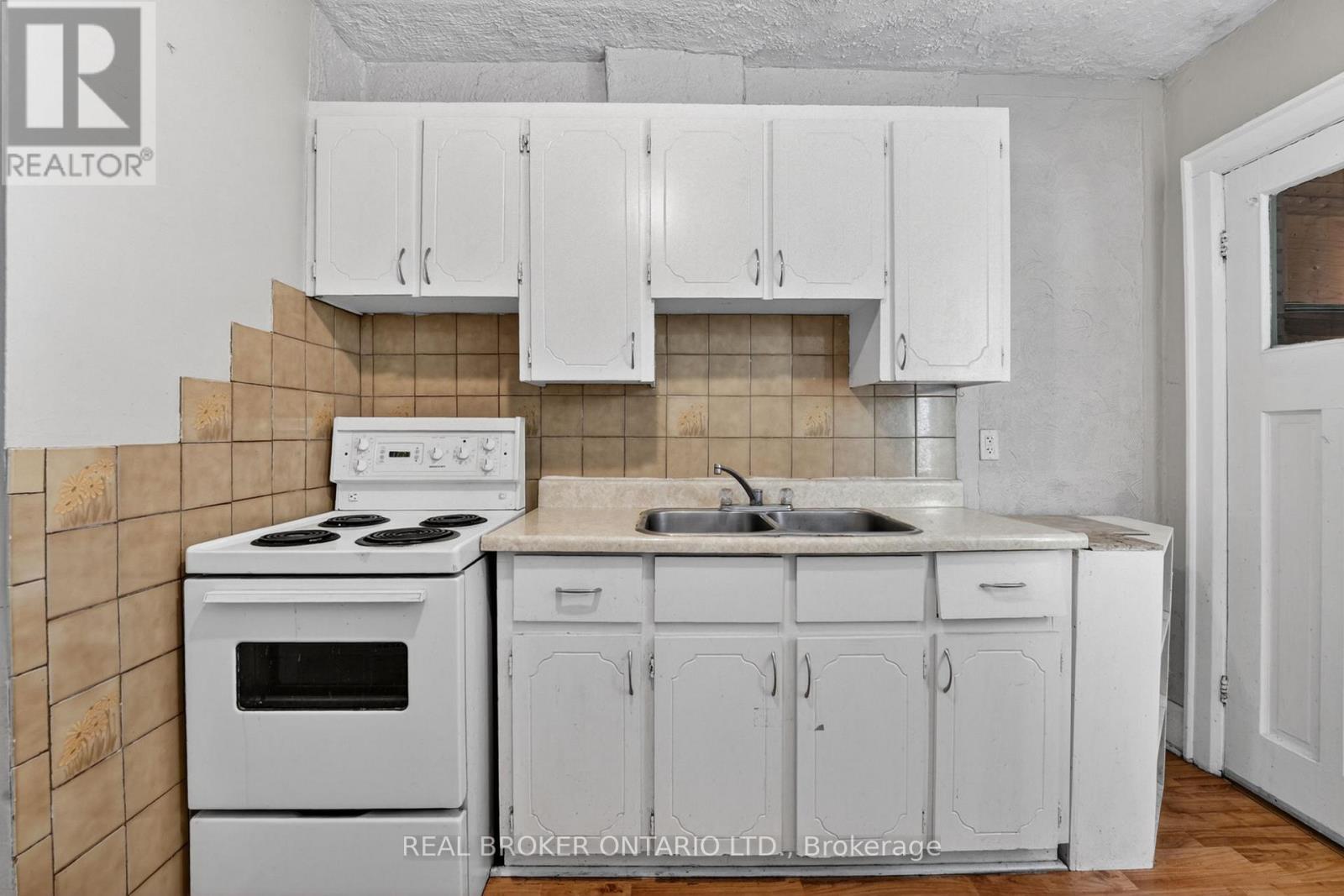 271 Manor Road E, Toronto, Ontario  M4S 1S3 - Photo 14 - C13424442