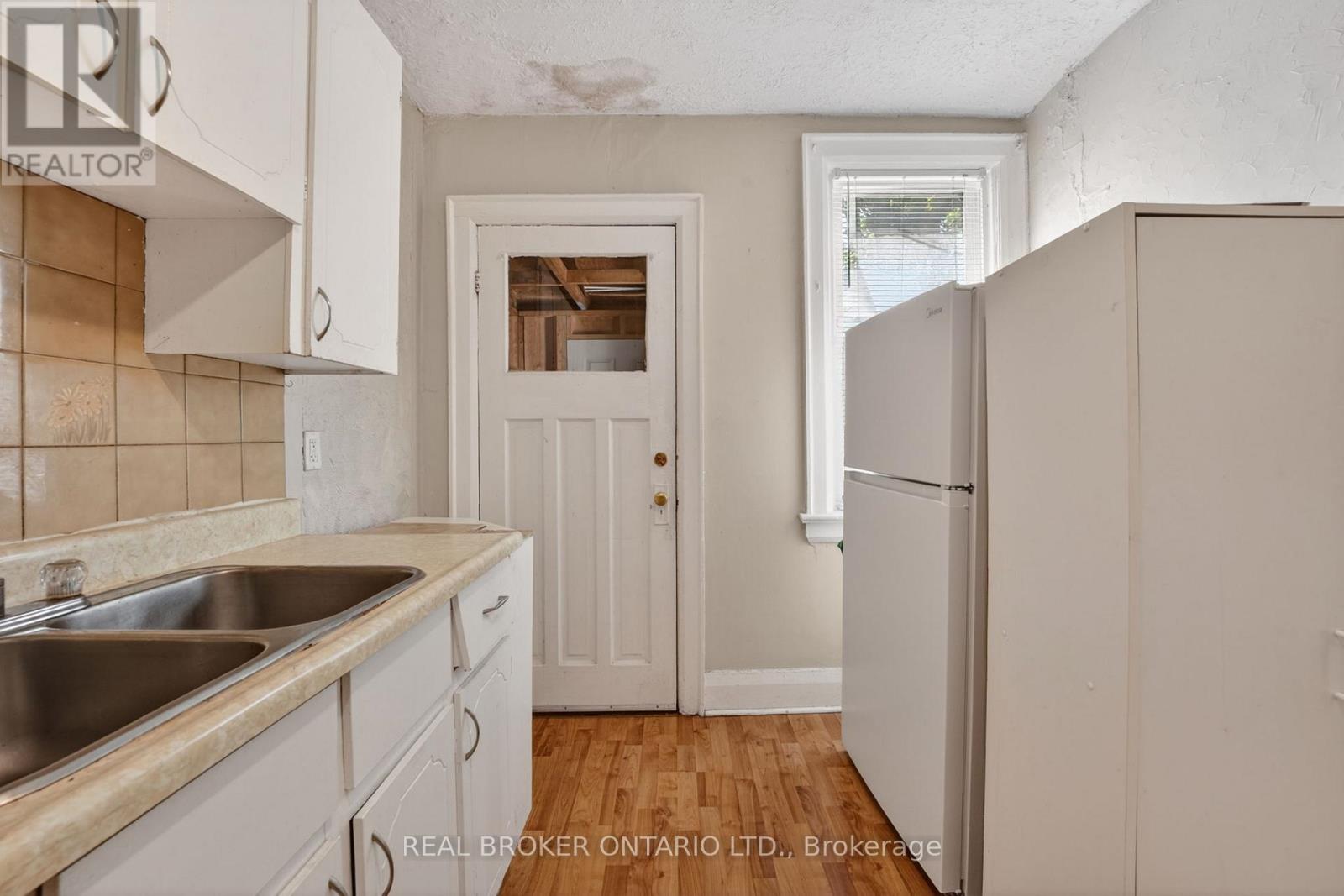271 Manor Road E, Toronto, Ontario  M4S 1S3 - Photo 15 - C13424442