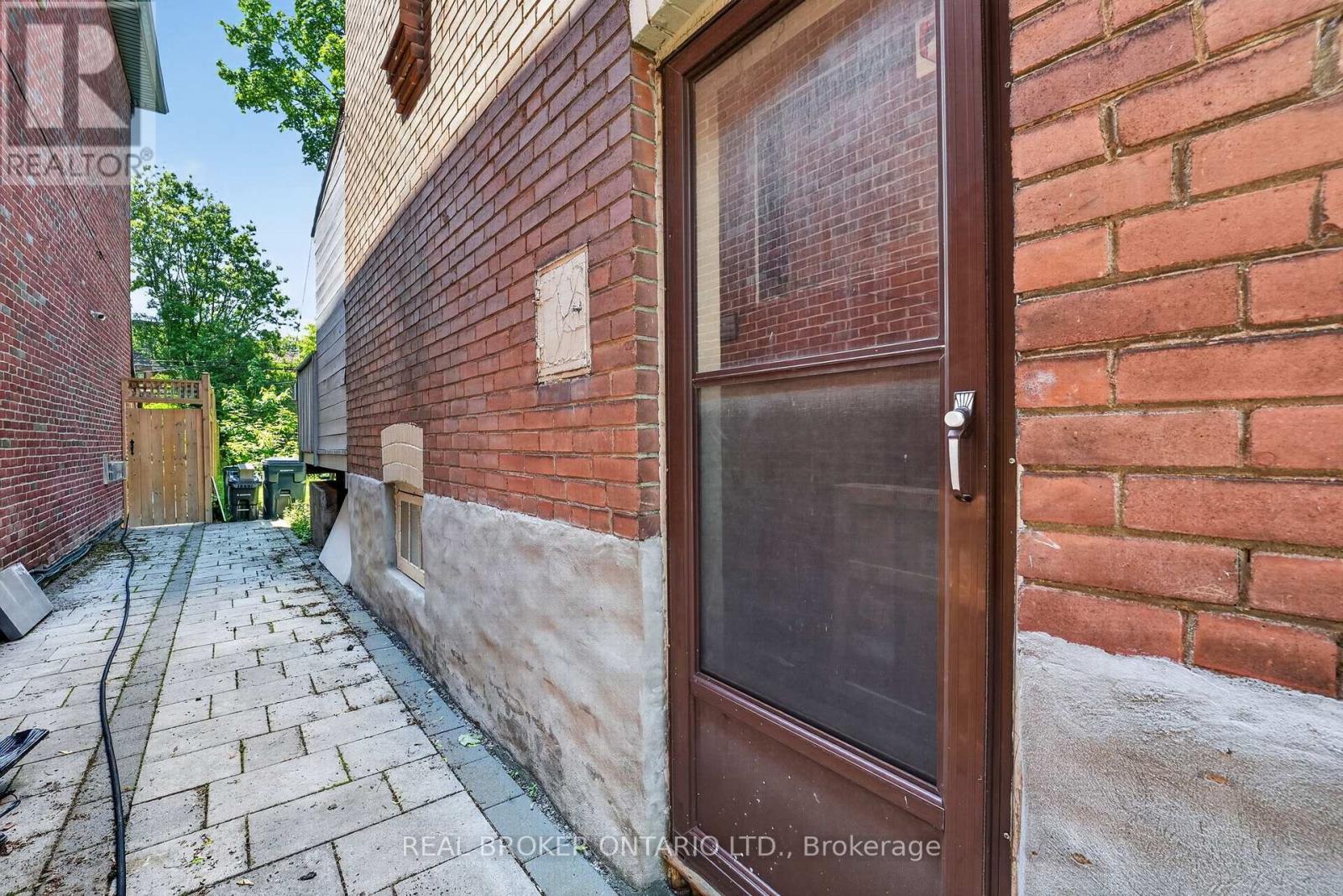 271 Manor Road E, Toronto, Ontario  M4S 1S3 - Photo 32 - C13424442
