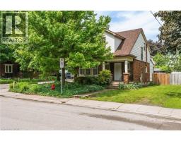 261 MACNAB Street, Dundas, Ontario