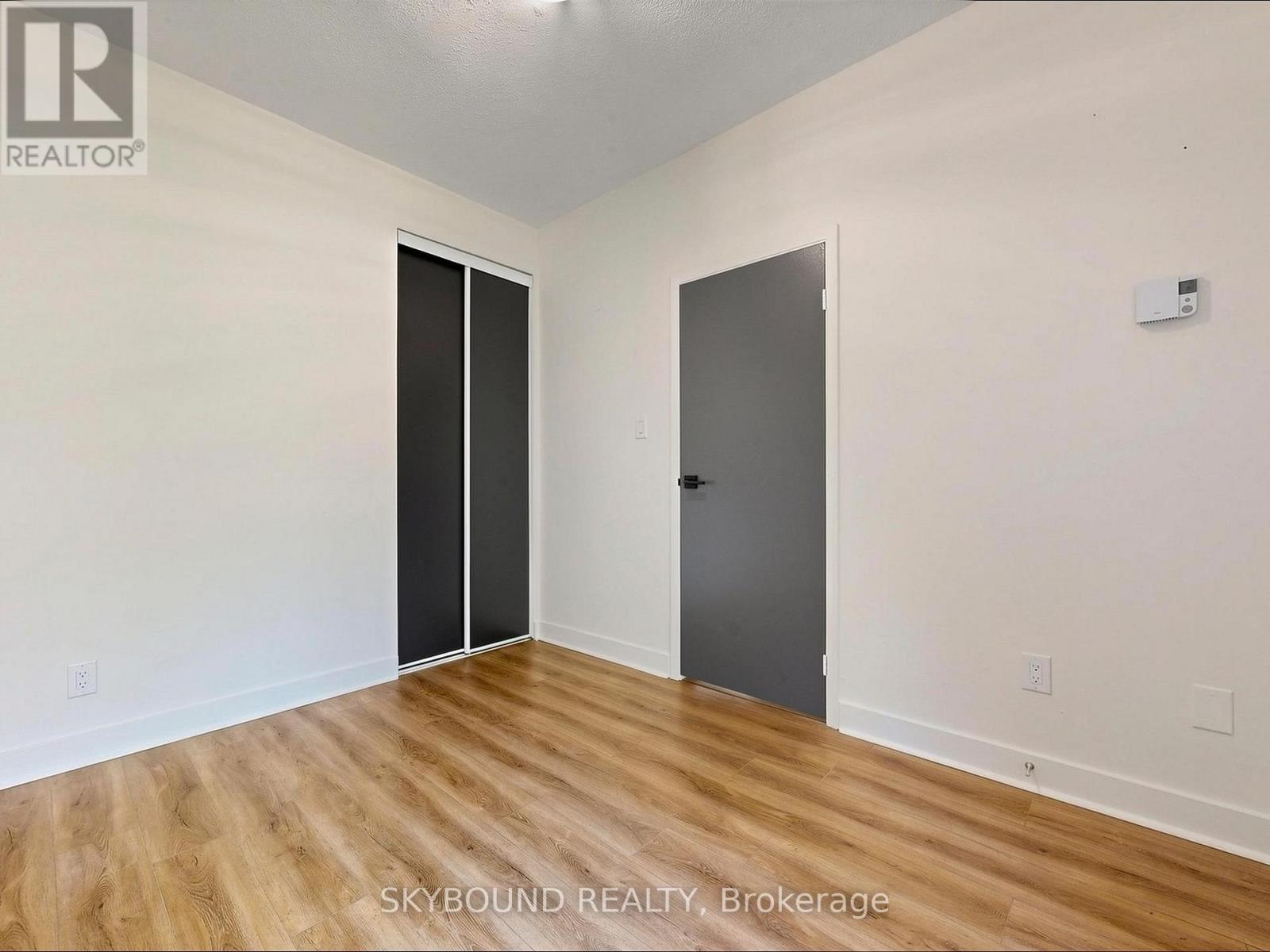 F - 133 Wineva Avenue, Toronto, Ontario  M4E 2T3 - Photo 24 - E13424360