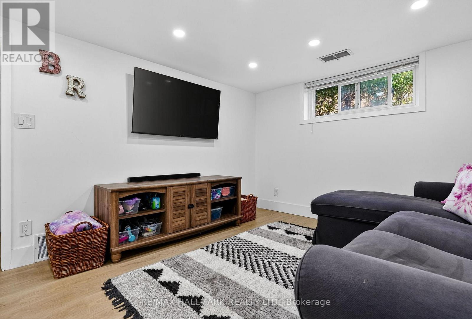 32 Rockwood Drive, Toronto, Ontario  M1M 3N1 - Photo 22 - E13413708