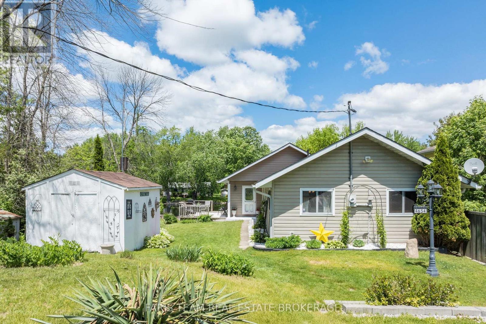 4654 IRON BRIDGE LANE, Severn, Ontario