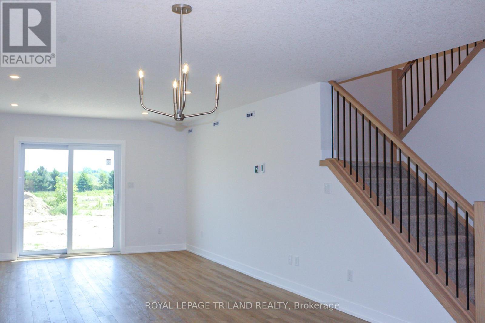 95 Styles Drive, St. Thomas, Ontario  N5R 0N8 - Photo 7 - X12991402