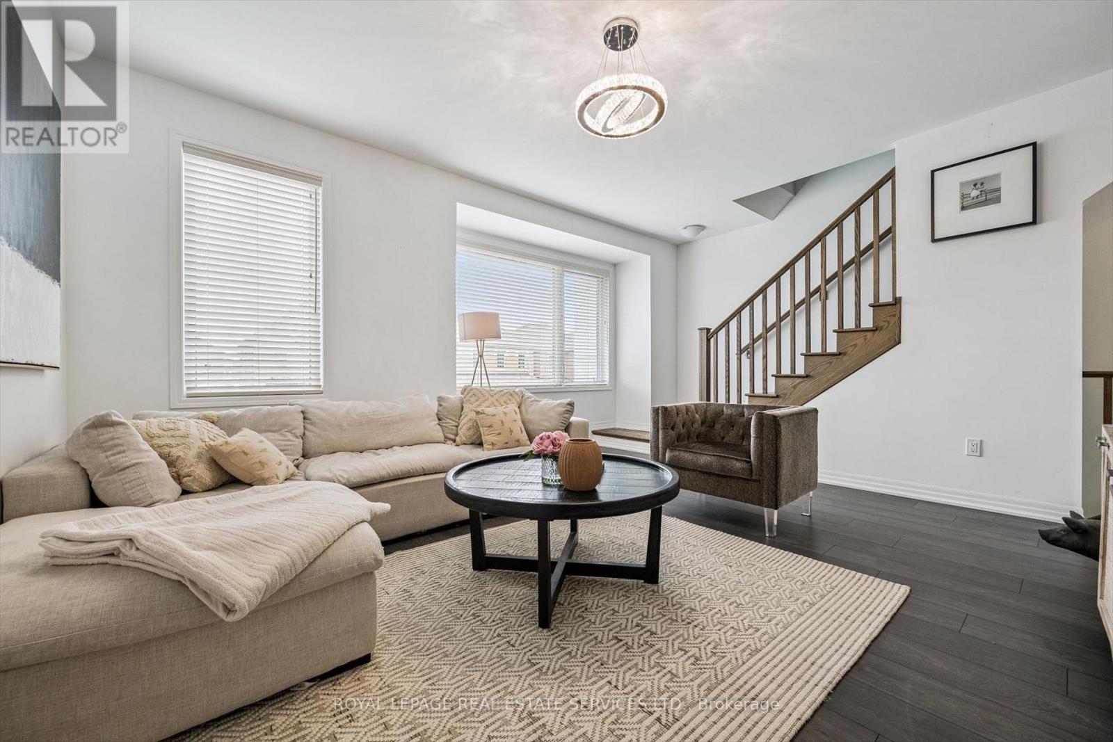 78 Huguenot Road, Oakville, Ontario  L6H 0X4 - Photo 20 - W13424350