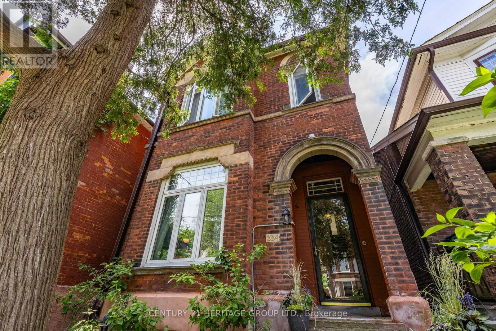 324 DELAWARE AVENUE, Toronto, Ontario