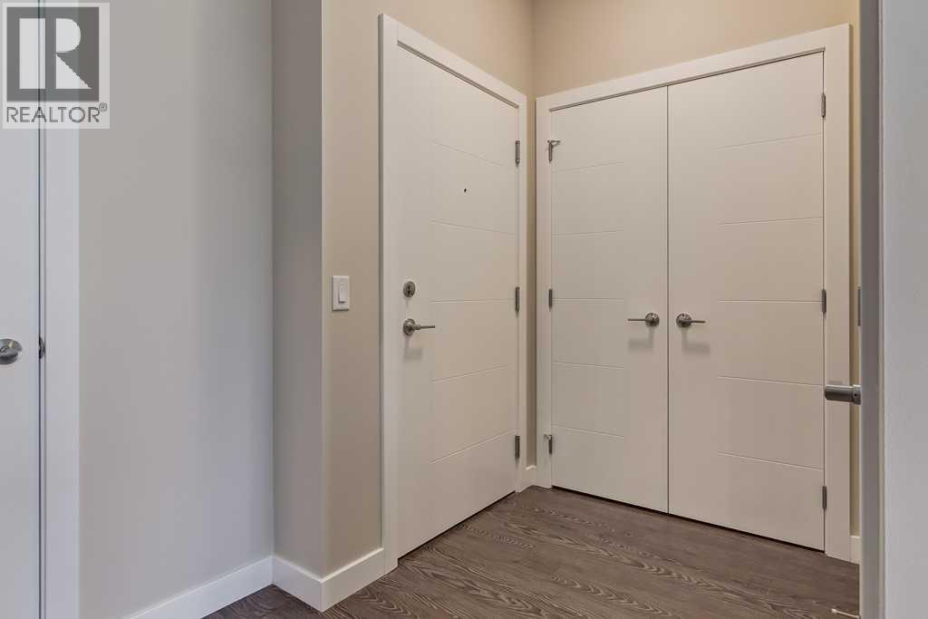 201, 4 Sage Hill Terrace NW, Calgary, Alberta  T3R 0W4 - Photo 2 - A2312301
