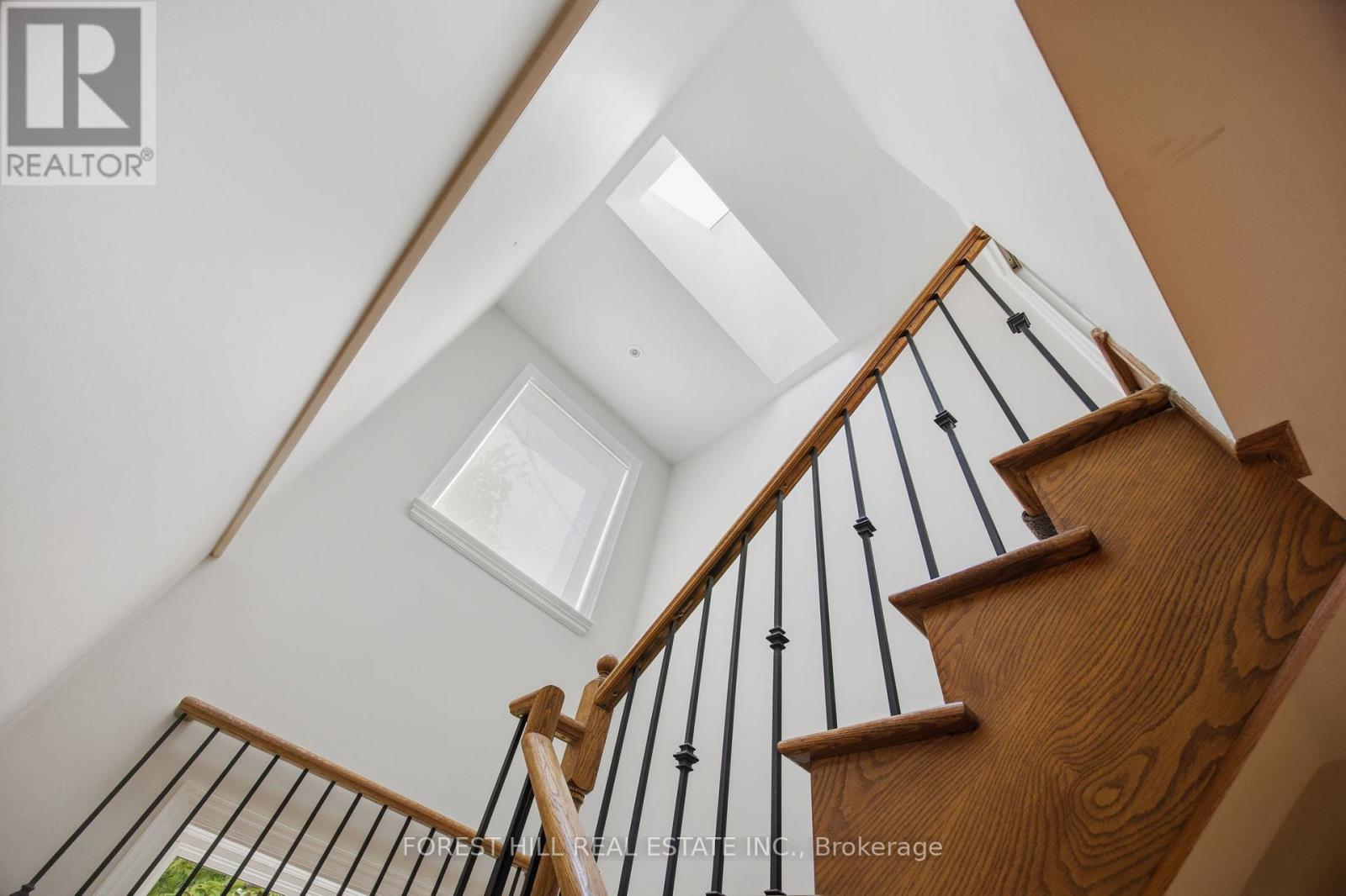 52 Shaftesbury Avenue, Toronto, Ontario  M4T 1A2 - Photo 15 - C13415158