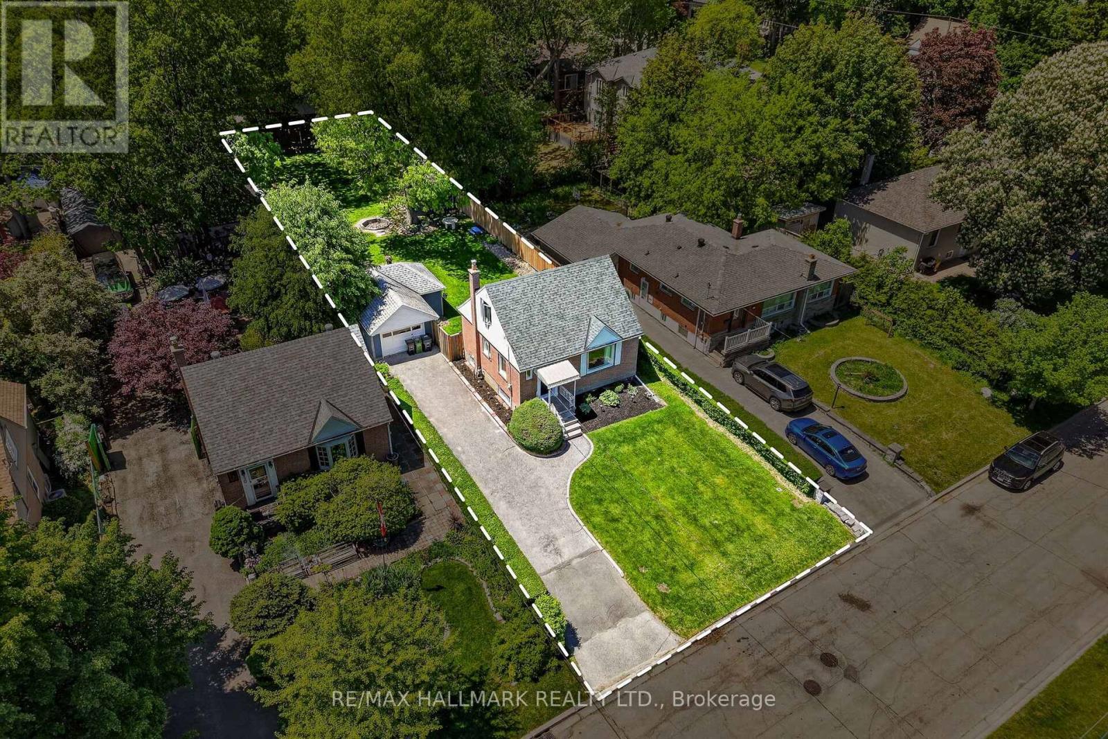 32 Rockwood Drive, Toronto, Ontario  M1M 3N1 - Photo 5 - E13413708