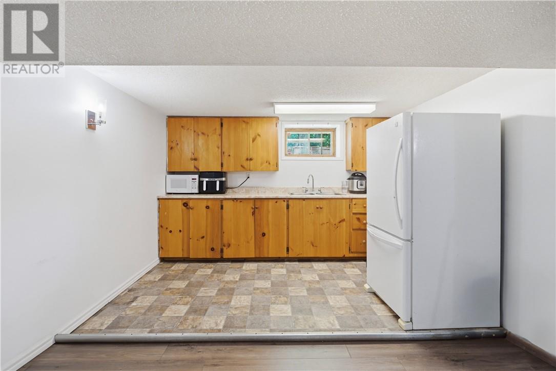 645 Main Street, Lively, Ontario  P3Y 1M6 - Photo 16 - 2128435