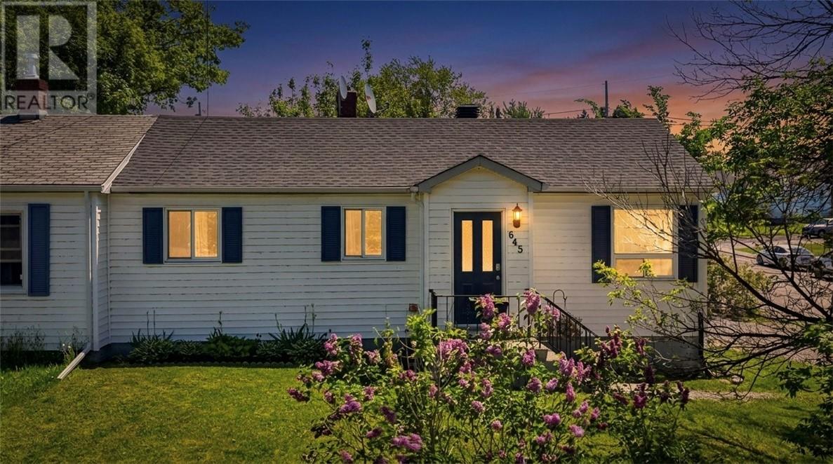 645 Main Street, Lively, Ontario  P3Y 1M6 - Photo 2 - 2128435