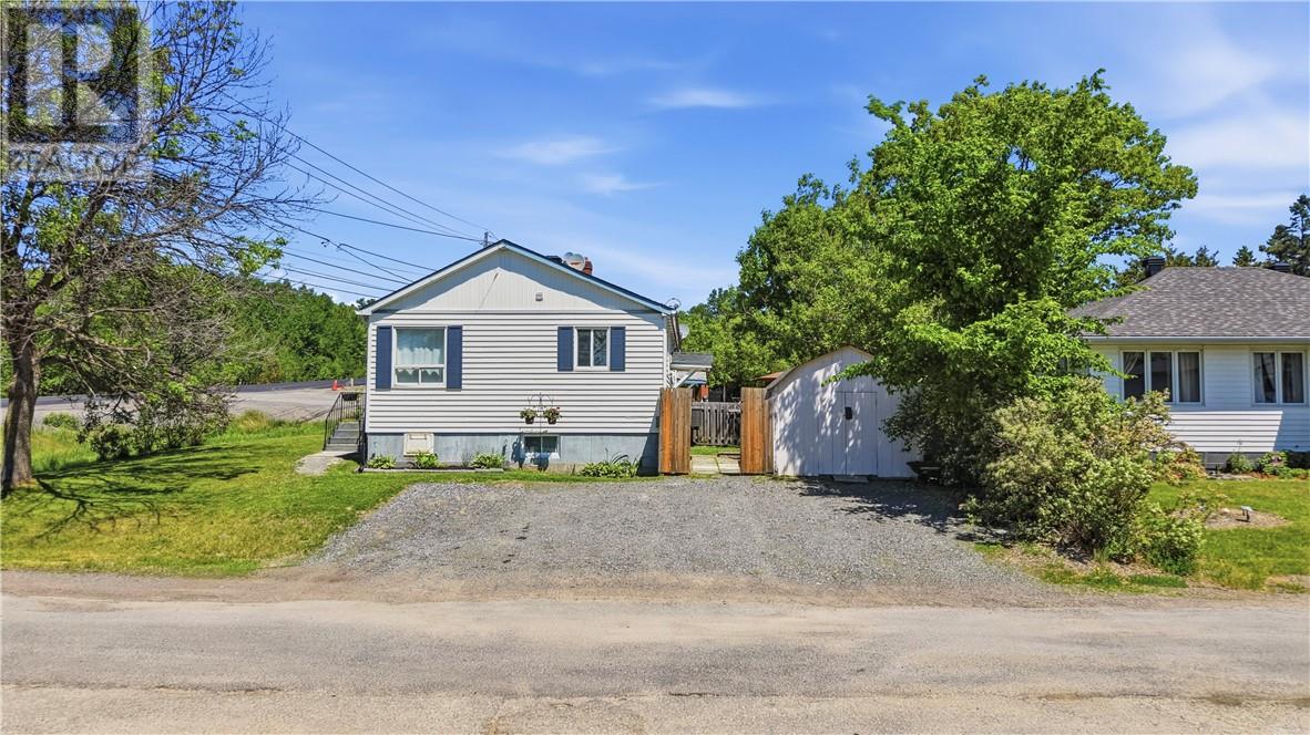 645 Main Street, Lively, Ontario  P3Y 1M6 - Photo 28 - 2128435