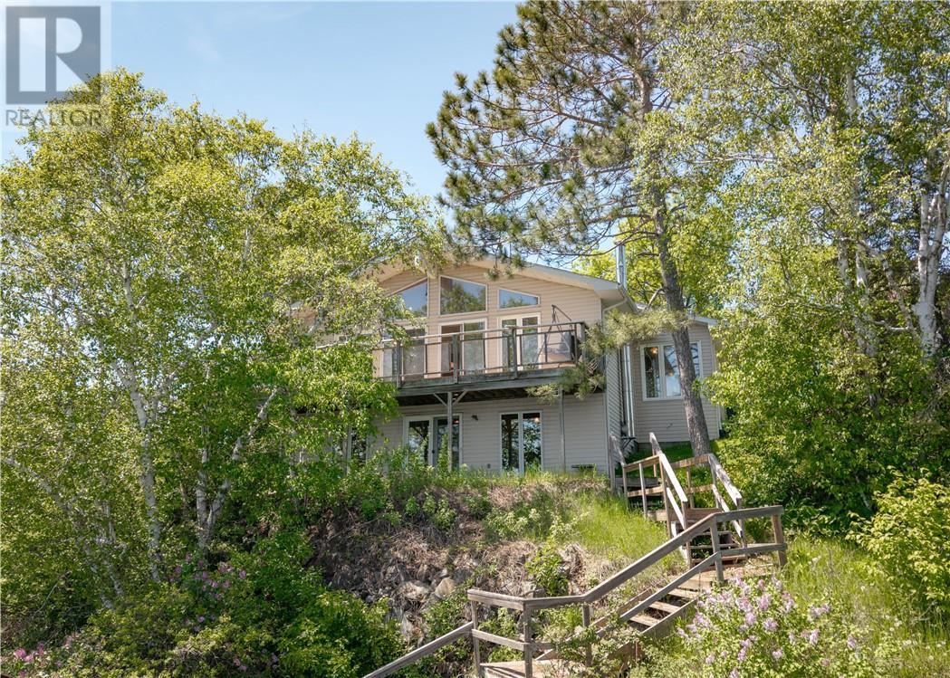 3906 Del Street, Chelmsford, Ontario  P0M 1L0 - Photo 1 - 2128327