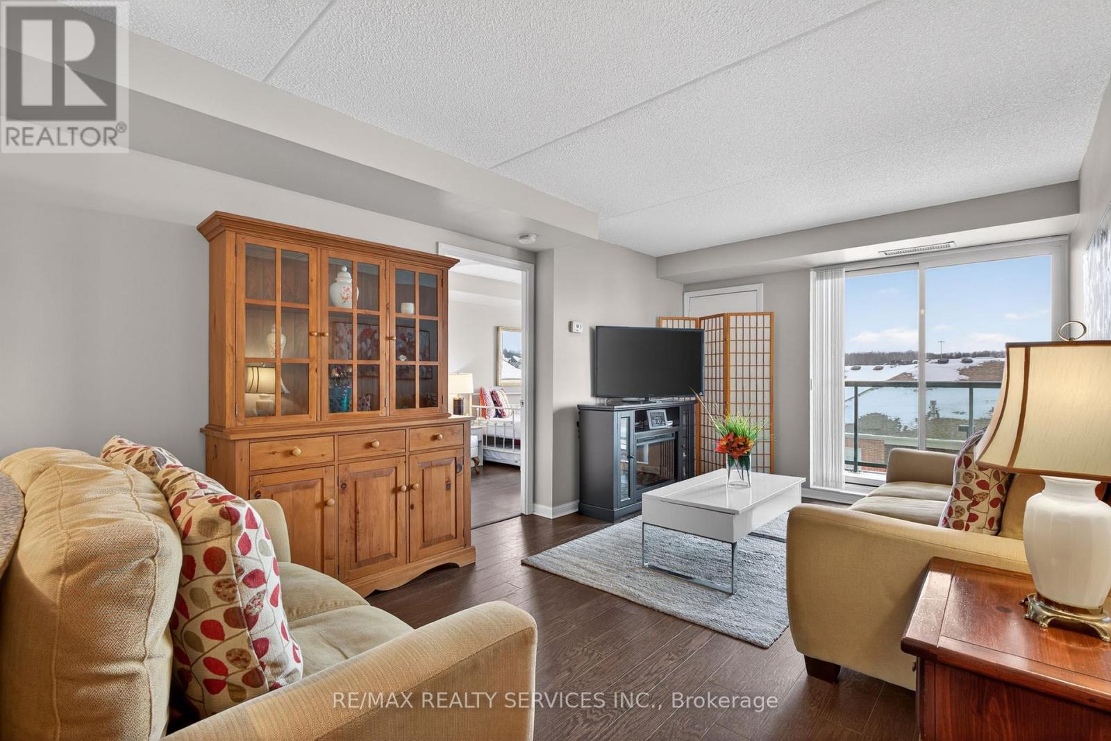 315 - 50 Via Rosedale Way, Brampton, Ontario  L6R 3Z7 - Photo 8 - W12767974