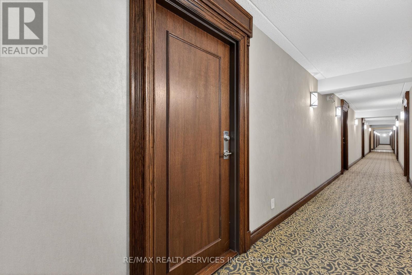 315 - 50 Via Rosedale Way, Brampton, Ontario  L6R 3Z7 - Photo 2 - W12767974