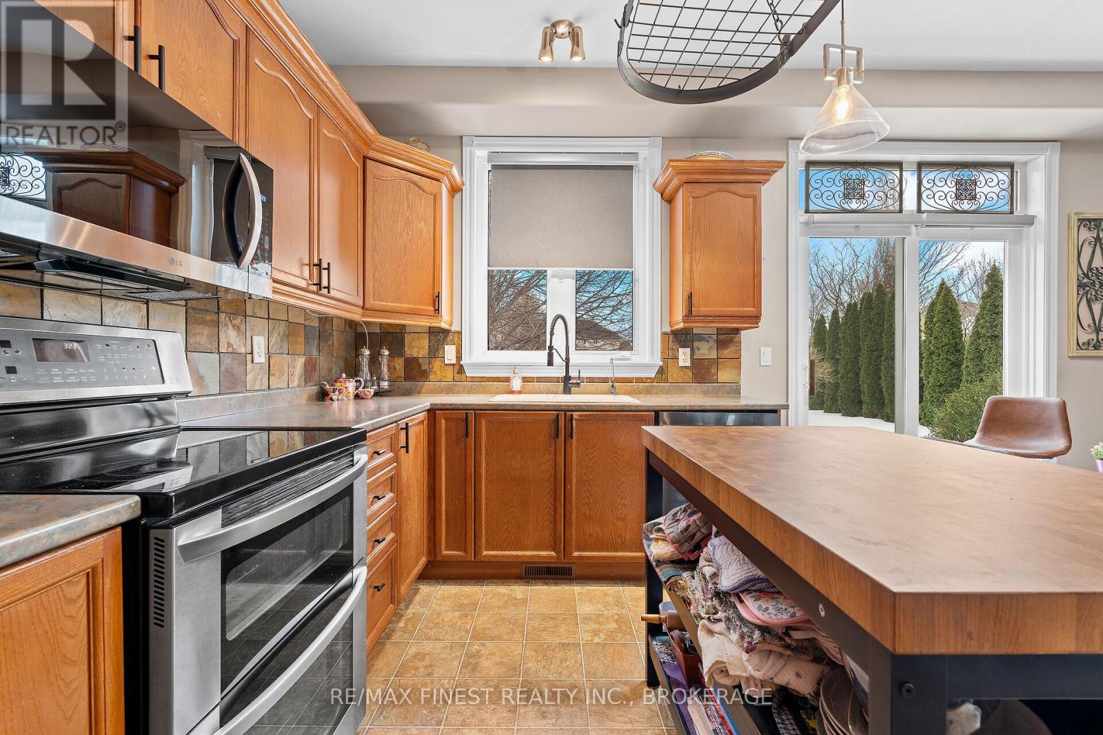 230 Honeywood Avenue, Kingston, Ontario K7K 7L4 - Photo 15 - X13424776