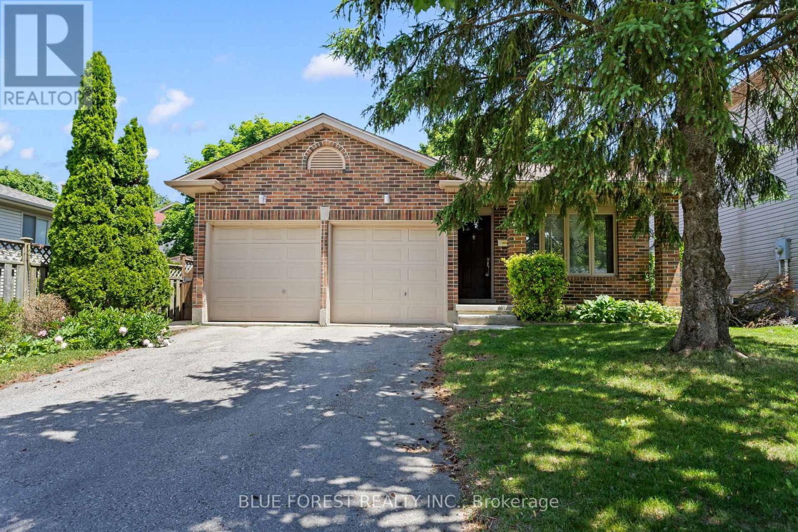 30 GERALD CRESCENT, London South, Ontario