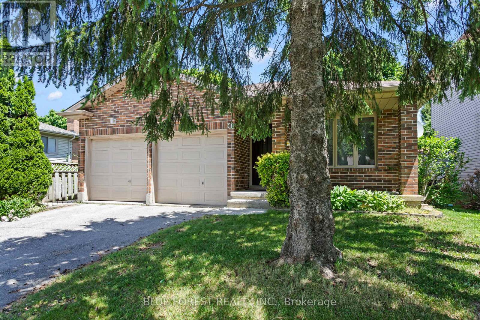 30 Gerald Crescent, London South, Ontario  N5Z 5A4 - Photo 3 - X13424630