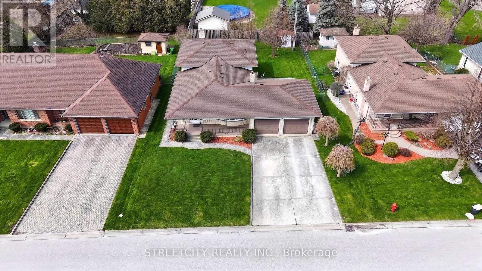 5 Mc Larty Drive, St. Thomas, Ontario  N5R 5J7 - Photo 1 - X13424736